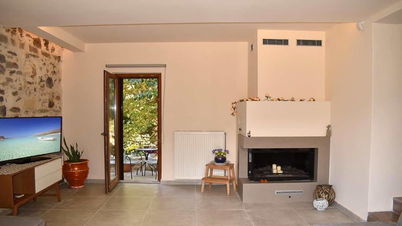 Platanus House Villa Meskla ภายนอก รูปภาพ