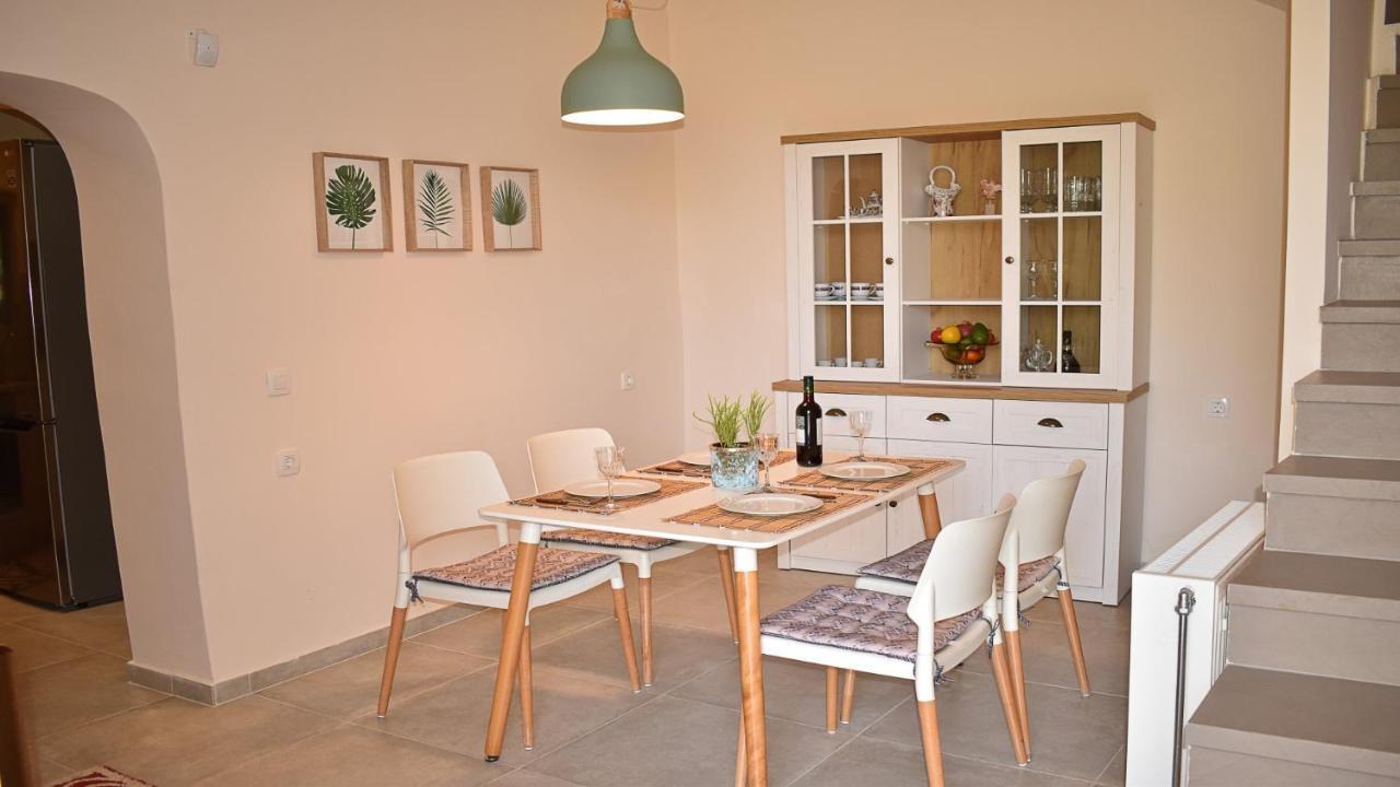 Platanus House Villa Meskla ภายนอก รูปภาพ