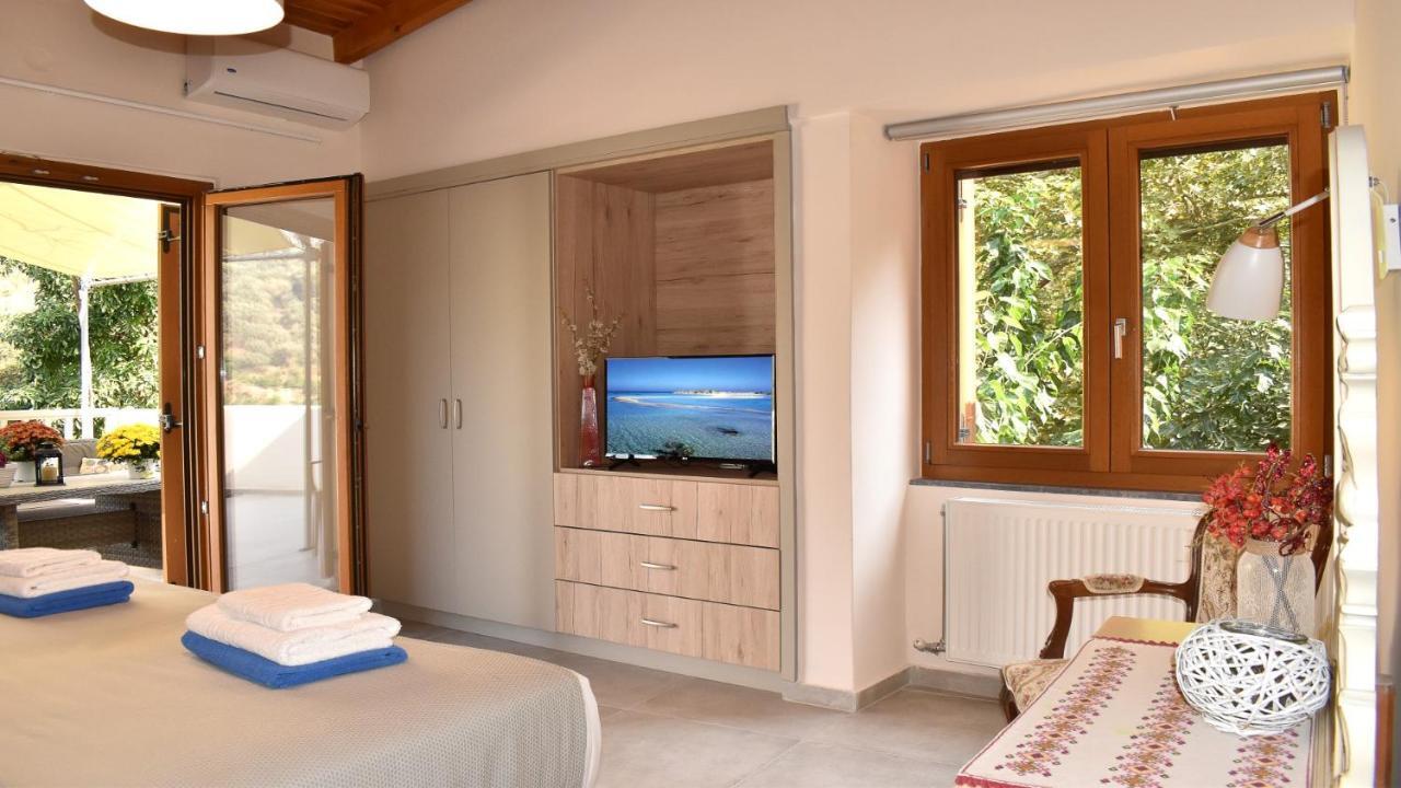 Platanus House Villa Meskla ภายนอก รูปภาพ